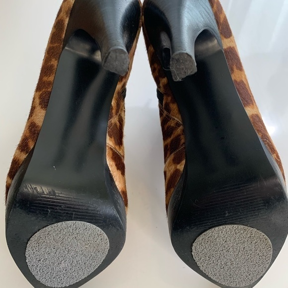 𝅺steve Madden Calf Hair Ankle Boots - Picture 5 of 9